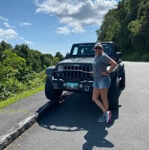 Meet your Posher, Amanda